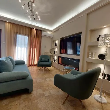 Rika's Sea View شقة